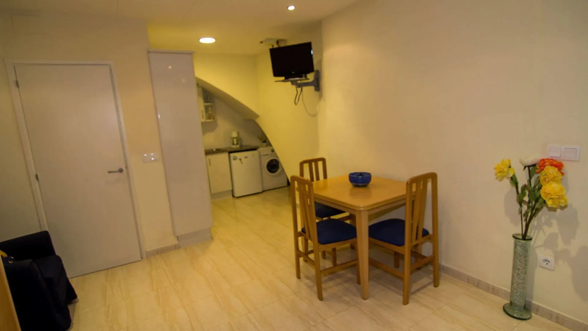 Agi Sant Antoni Apartment Roses