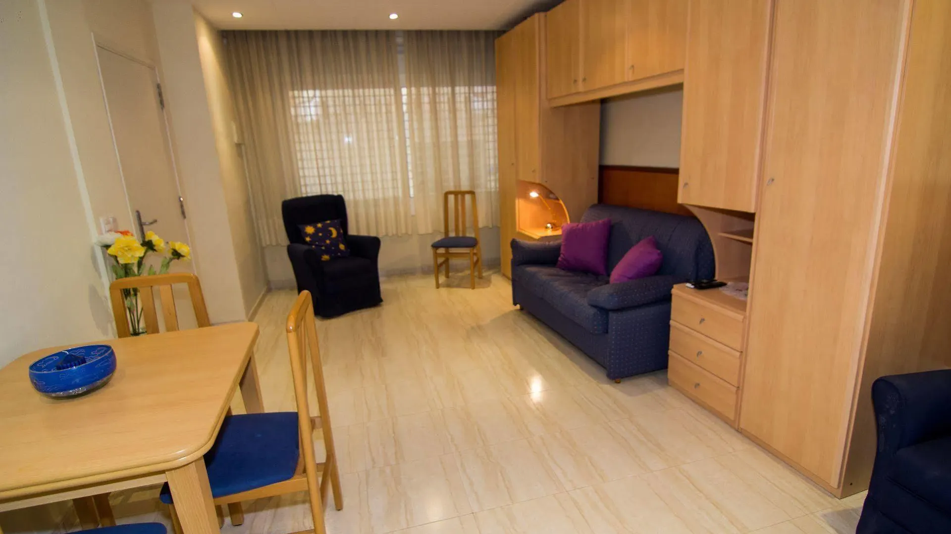 Agi Sant Antoni Apartment Roses 0*,