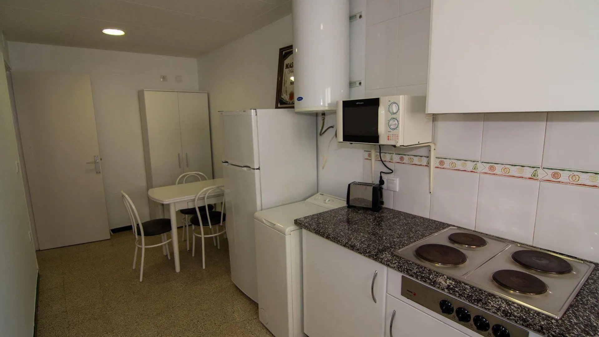 Agi Sant Antoni Apartment Roses 0*,